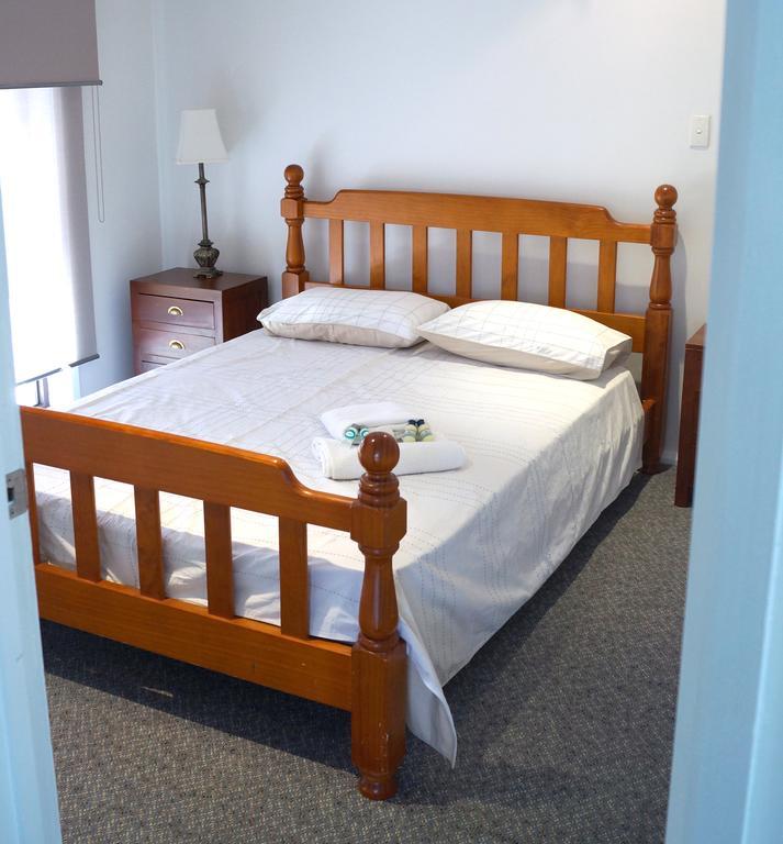 Maude St Apartments Шепъртън Стая снимка