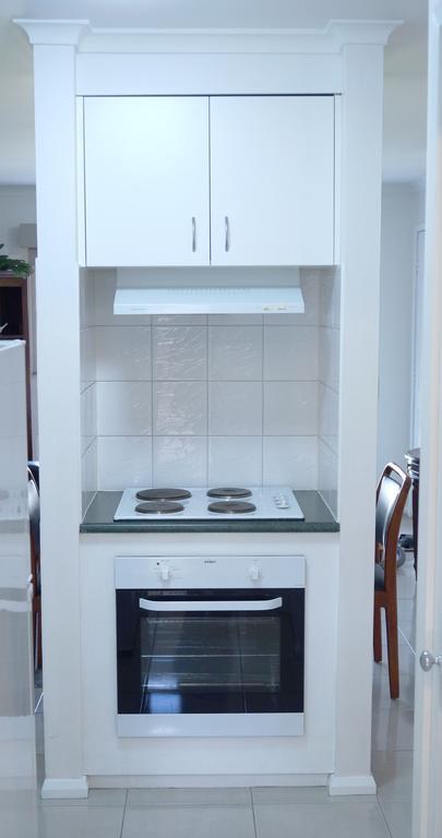 Maude St Apartments Шепъртън Екстериор снимка